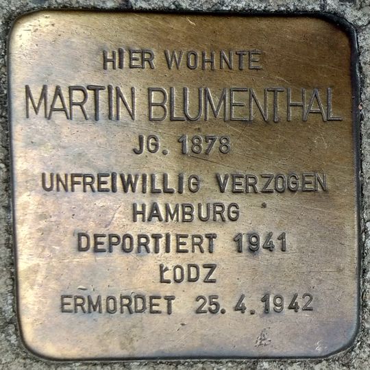 Stolperstein dedicated to Martin Blumenthal