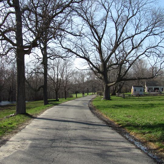 River Road-Cross Street Historic District