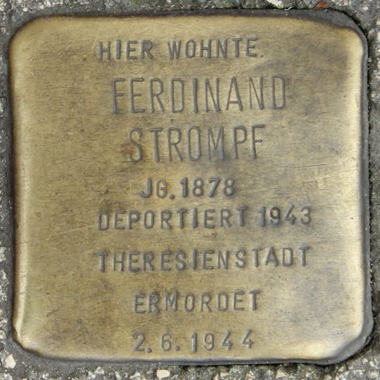 Stolperstein en memoria de Ferdinand Strompf