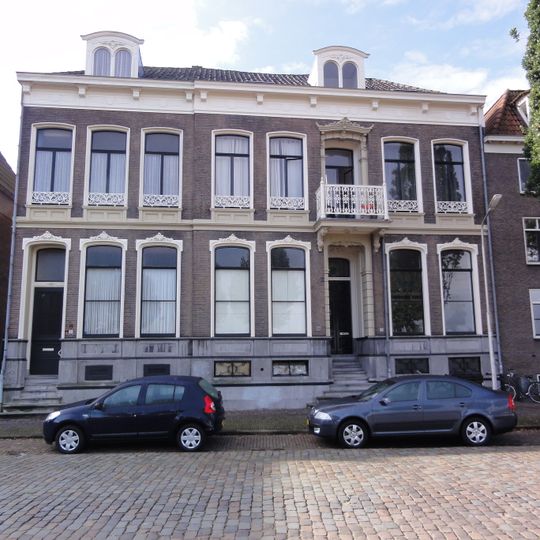Groot dubbel herenhuis
