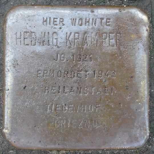 Stolperstein dedicated to Hedwig Kramper