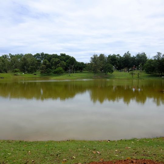 Taman Pelangi Indah Lake and Park