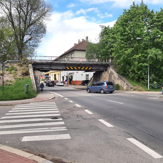 Železniční most přes Nádražní ulici v Písku