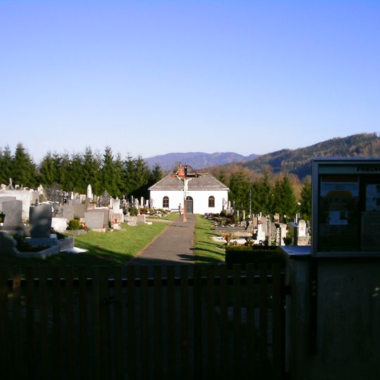 Neuer Friedhof, Totenkammer und Friedhofskreuz