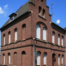 An der Kirche 4
