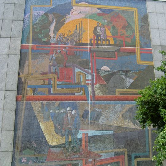 Wandmosaik an der Lausitzhalle Hoyerswerda