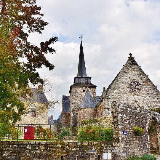 Église Saint-Cyr et Sainte-Julitte de Molac