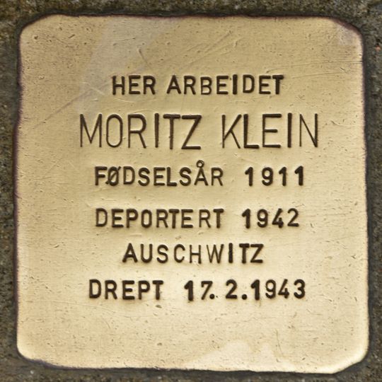 Stolperstein en memoria de Moritz Klein