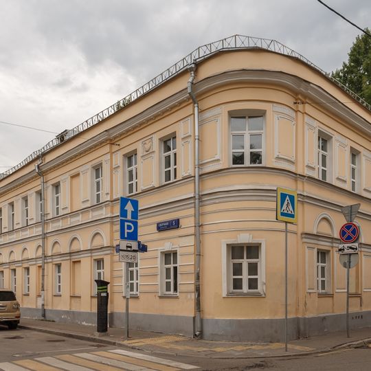 Sverchkov Lane, 5 - Potapovsky Lane, 6