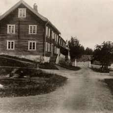 Øvergård