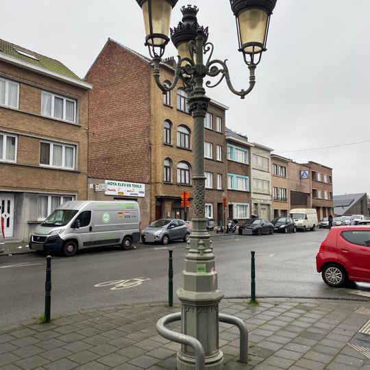 Faux-vieux "Sablon" - Valse oude "Zavel”