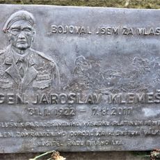 Pomník generála Klemeše v ulici V Průčelí v Brné