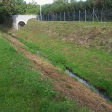 Most Třeboňské ulice přes Rudolfovský potok (Čertík) v Rudolfově