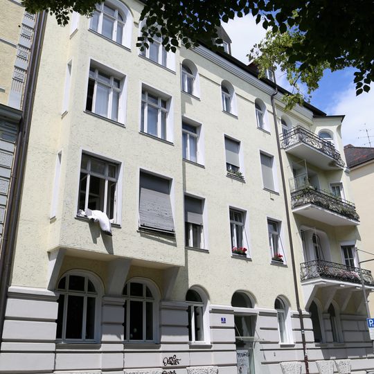 Mietshaus