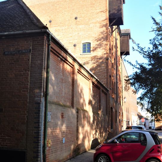 Green King Brewery Building On South West Corner Of St Marys Square