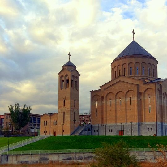 Holy Cross Church, Arabkir