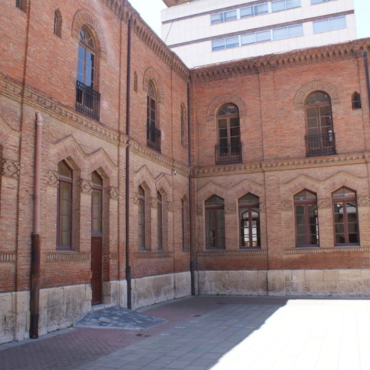 Colegio Modesto Lafuente