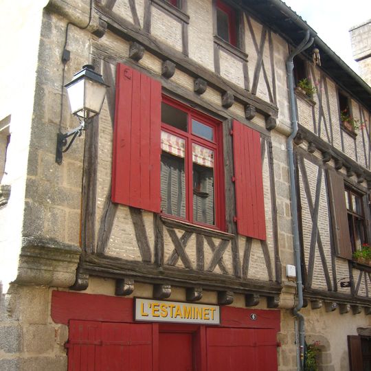 Maison, 30 place du Marché-au-Poisson
