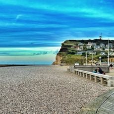 Walk along Fécamp beach
