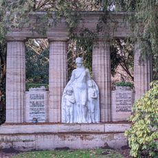 Gravestone for the Jänecke family