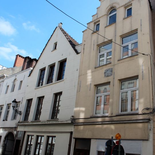 Ensemble de deux maisons traditionnelles