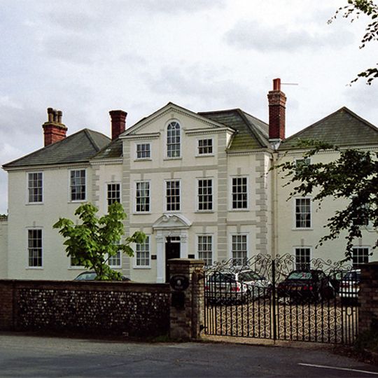 Loddon House