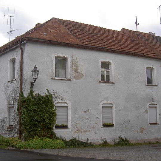 Ehemaliges Ackerbürgerhaus und Geburtshaus des Regensburger Bischofs Ignatius von Senestrey