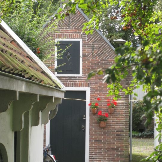 Klein huisje behorende tot het complex van de Vergulden Eenhoorn