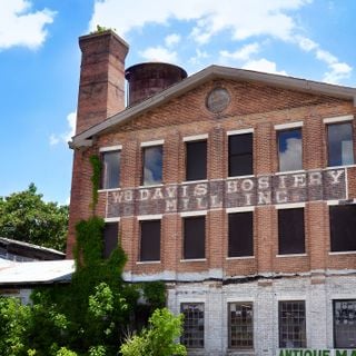 W. B. Davis Hosiery Mill