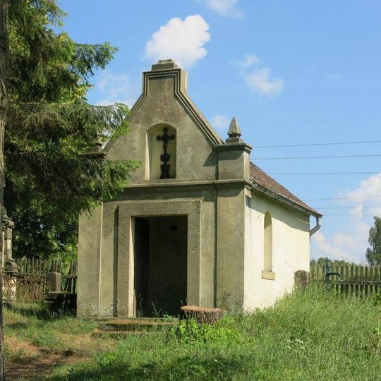 Kaple na hřbitově v Janově