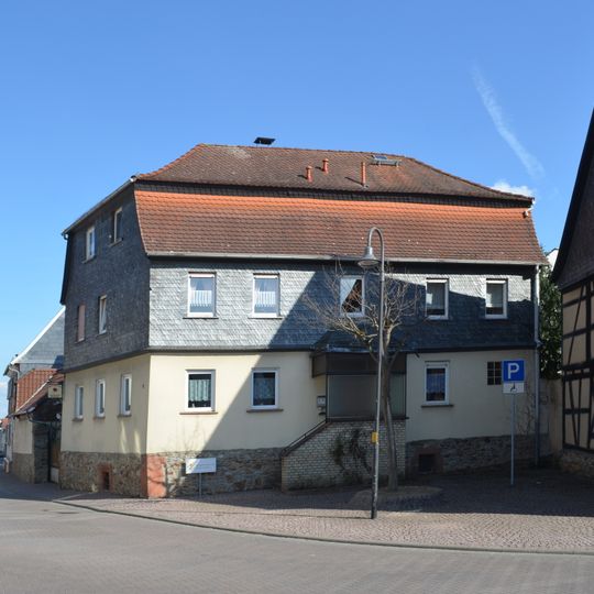 Haus Friedberger Straße 1