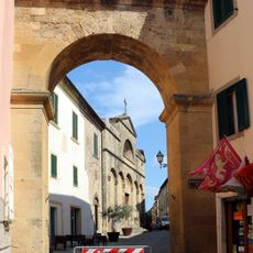 Porta alla Pieve