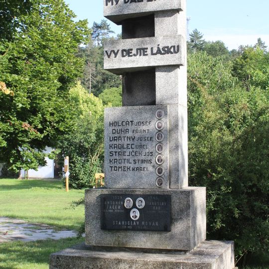 World Wars memorial in Zadní Třebaň