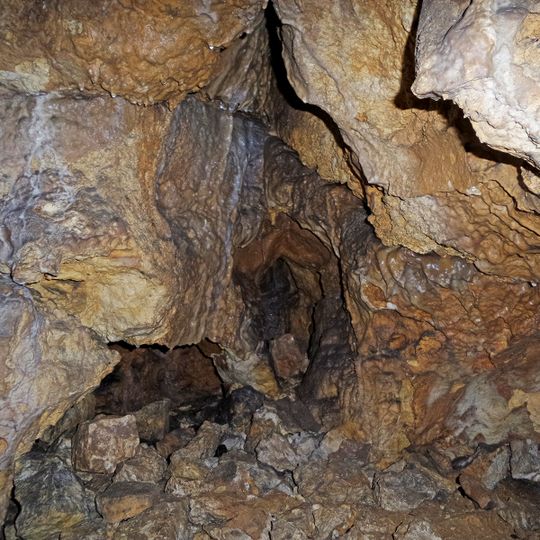 Stalagmitowa Cave