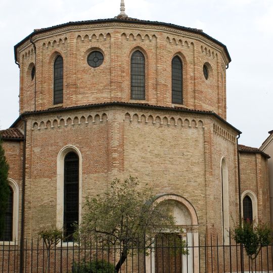Chiesa dei Santi Bernardino e Chiara