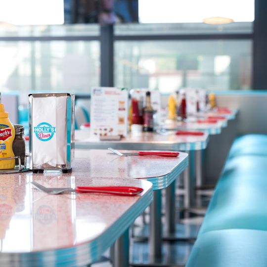 Holly's Diner