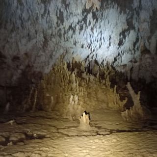 Grottes Langun-Gobingob