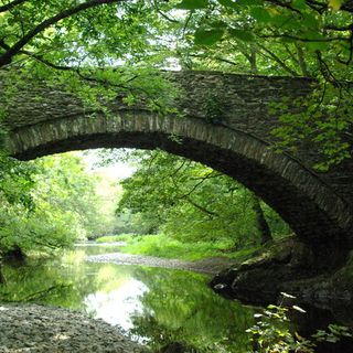 Pont Llyn Gigfran (partly in Llanfihangel Glyn Myfyr Community)