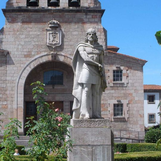 Monumento a Don Pelayo