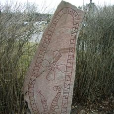 Södermanlands runinskrifter 10