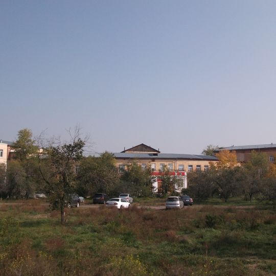 Здание поликлиники ЛВРЗ, где в годы Великой Отечественной войны размещался эвакогоспиталь № 938