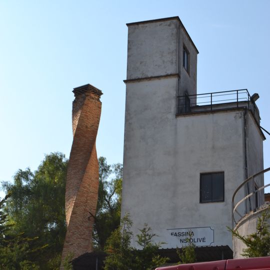 Xemeneia de la fassina de Ca n'Oliver