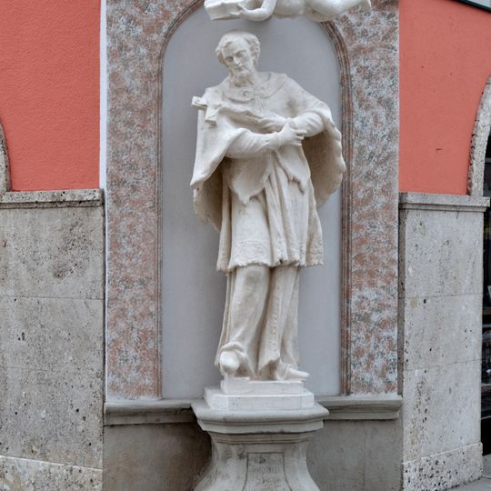 Figur des hl. Johannes Nepomuk beim Eheschmiedhaus