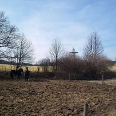 Kříž jižně od Štichovic u koní