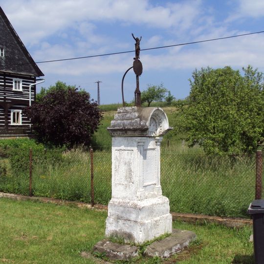 Kříž u domu l v Božíkově