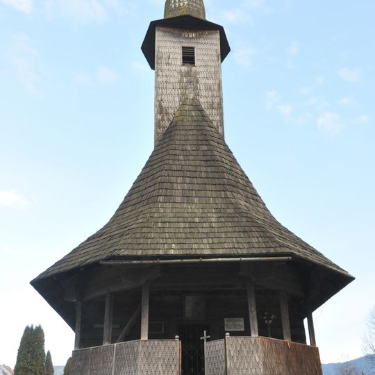 Poienile de sub Munte