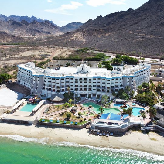Hotel San Carlos Plaza, Beach & Convention Center