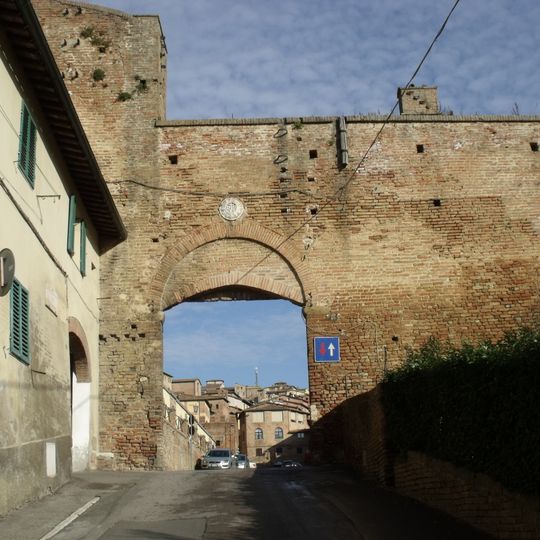 Porta di Fontebranda