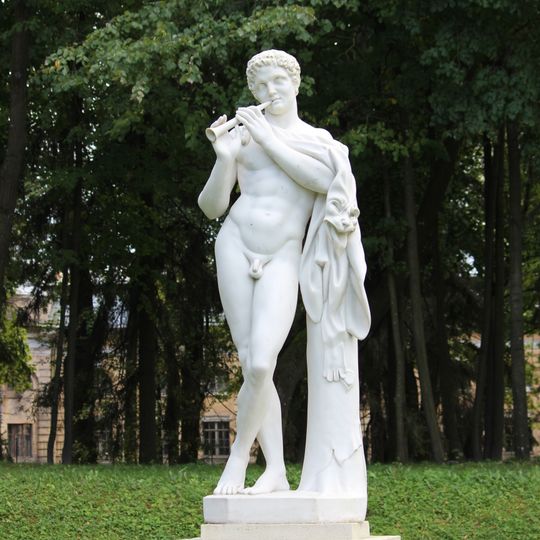 Статуя «Молодой Сатир»