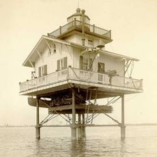 Somers Cove Light